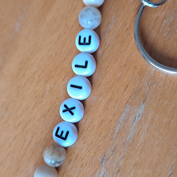 Taylor Swift Exile key ring chain - Picture 2 of 3